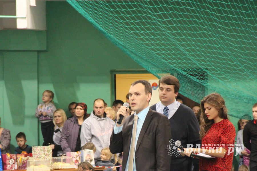 «Парад гимнастики» прошел в Великих Луках (фото)