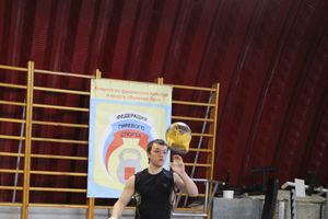 В Великих Луках состоялся Чемпионат по гиревому спорту (фото)