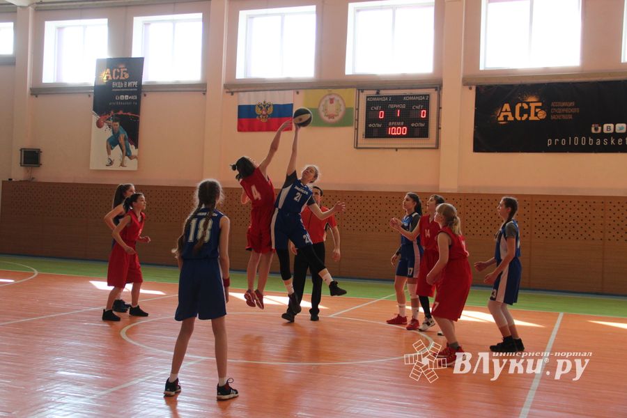 Великолучанки стали победителями областной Спартакиады по баскетболу (ФОТО)