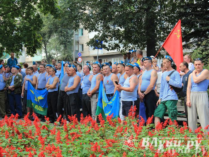 День ВДВ в Великих Луках