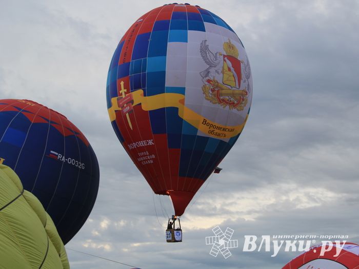 Спортивный полет над Великими Луками (ФОТО)