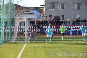 Футбольный матч «Луки-Энергия» — «Карелия» (фото)