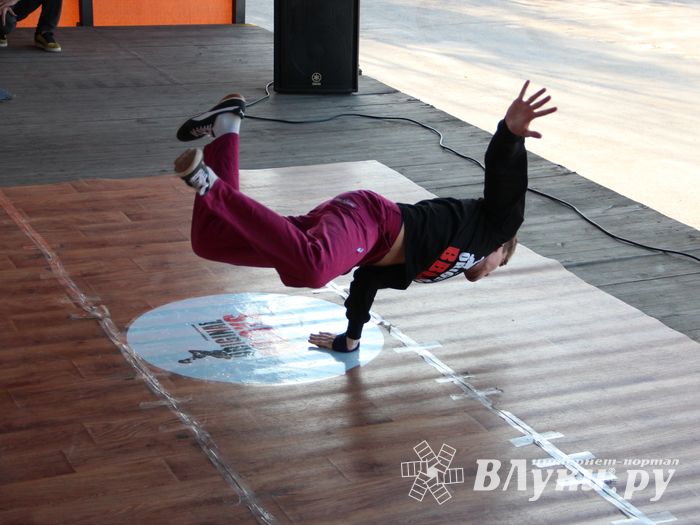  «ORIGINAL BBOYS CYPHERS» в Великих Луках (ФОТО+ВИДЕО)