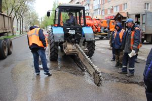 На Ставского устраняют прорыв в водопроводе (ФОТО)