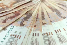 Судебные приставы взыскали 227 тысяч с матери, лишённой родительских прав