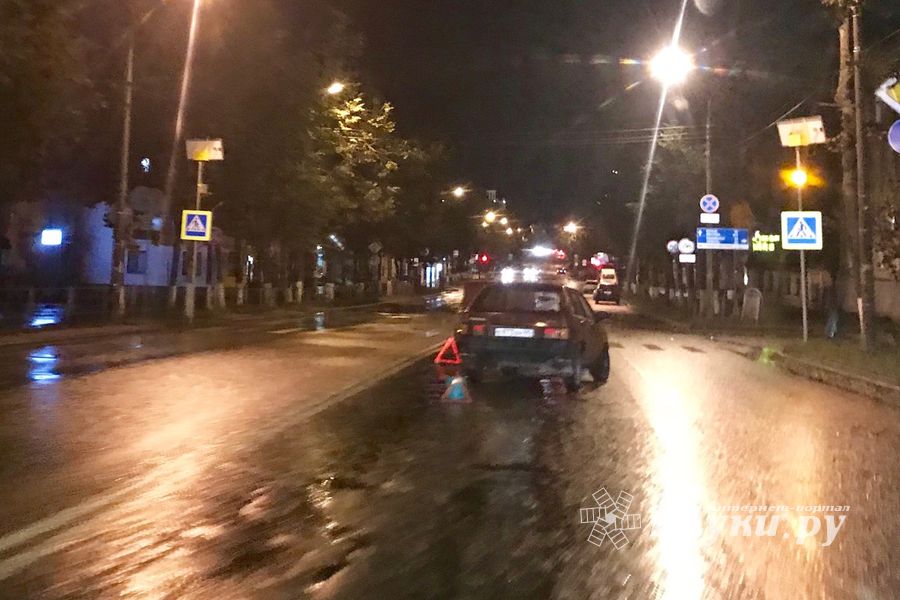 Фотофакт: в Великих Луках произошло ДТП