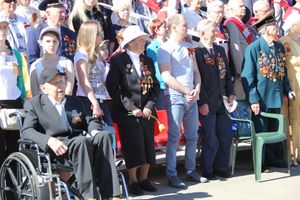 Парад в честь Дня Победы прошел в Великих Луках (ФОТО)