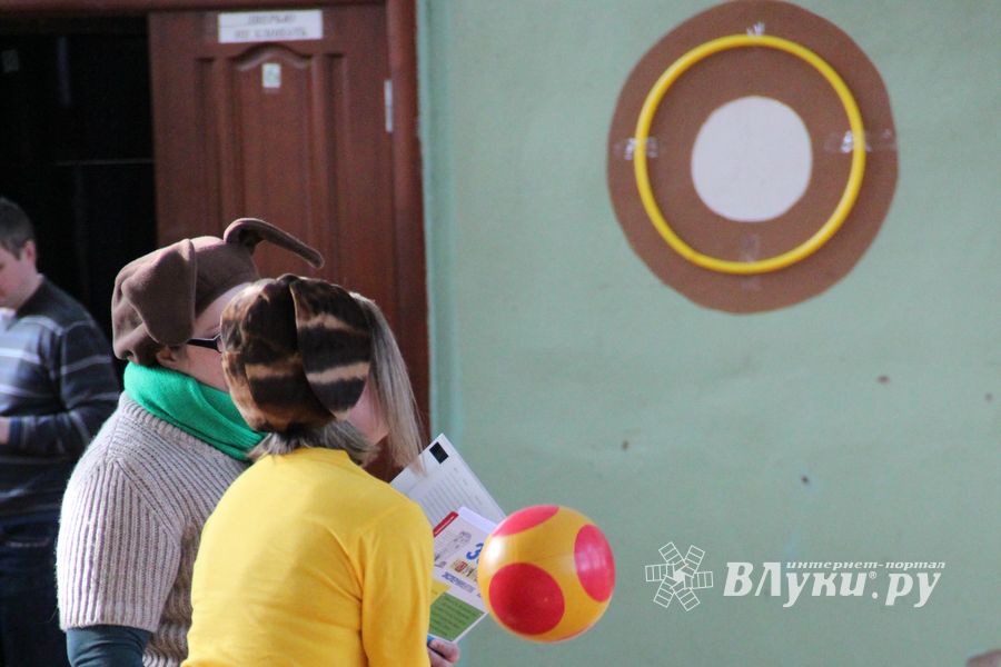 В Великих Луках стартовали спортивные соревнования среди дошколят «Юные олимпионики»