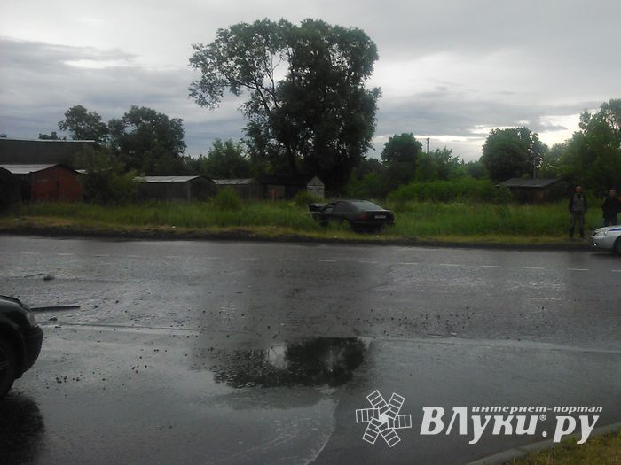 В Великих Луках произошло ДТП (ФОТО)