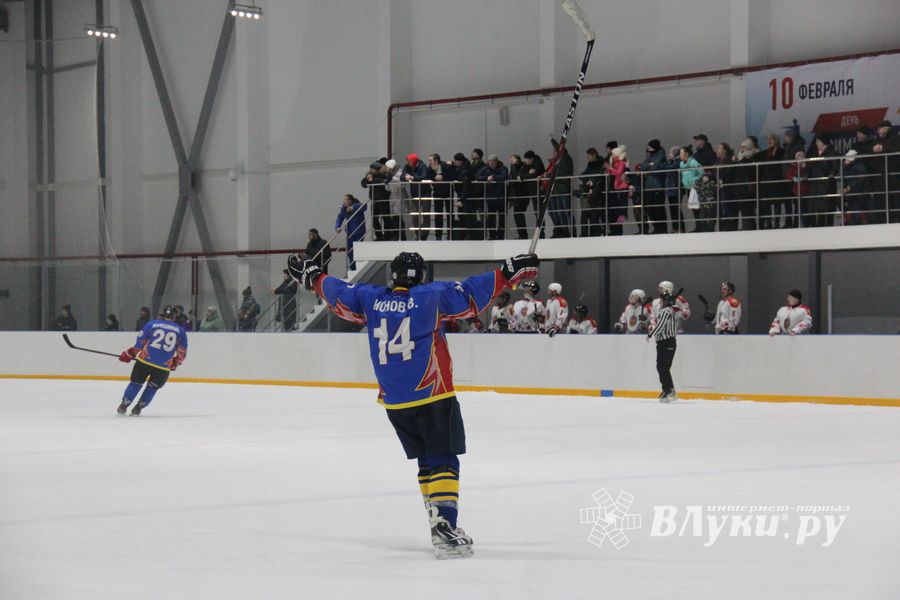 ХК «ЛукиСпорт» обыграл псковскую «Звезду» (ФОТО)