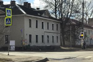 Пожар на перекрестке проспектов Гагарина и Октябрьском (ФОТО)