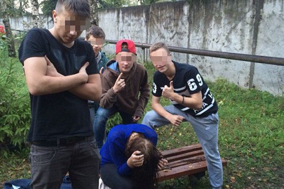 Одним изнасилованием издевательства подростков над 15-летней жительницей Псковской области не ограничились (фото)