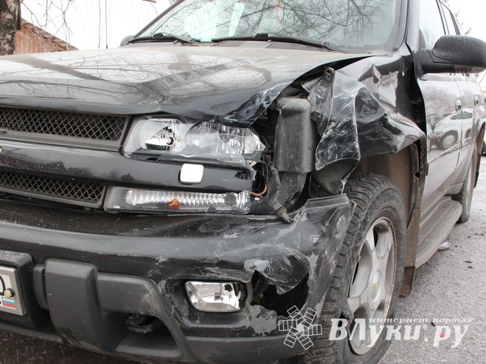 ДТП в районе улицы 3-й Уд. Армии (ФОТО)