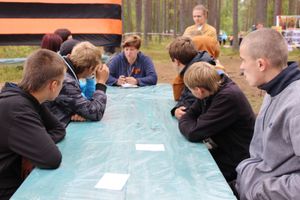 В Псковской области общественники, полицейские и подростки приняли участие в молодежном форуме (фото)