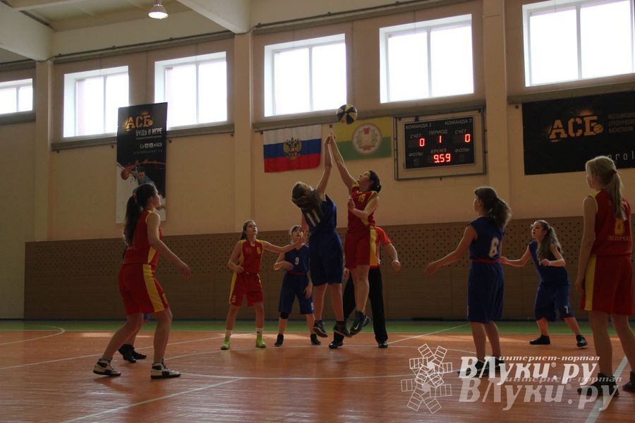 Игра 29 марта Великие Луки — Псков (девушкши)