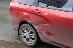 ДТП на перекрёстке улиц Малышева и Матвея Кузьмина (ФОТО)