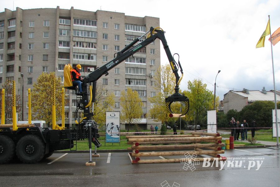 Международный конкурс профессионального мастерства «Лучший оператор гидроманипулятора – 2014»