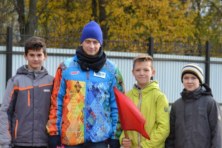 В Великих Луках прошли областные соревнования по легкой атлетике «Шиповка юных» (ФОТО)