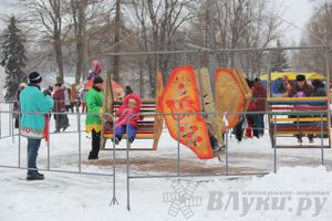 В Великих Луках встретили Масленицу