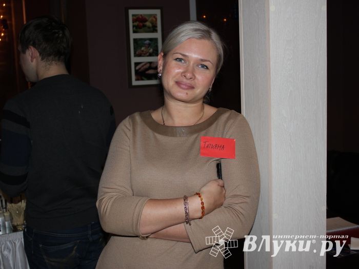 Компания "МТС" поздравляет всех своих клиентов и информационных партнеров с наступающим Новым Годом и Рождеством!