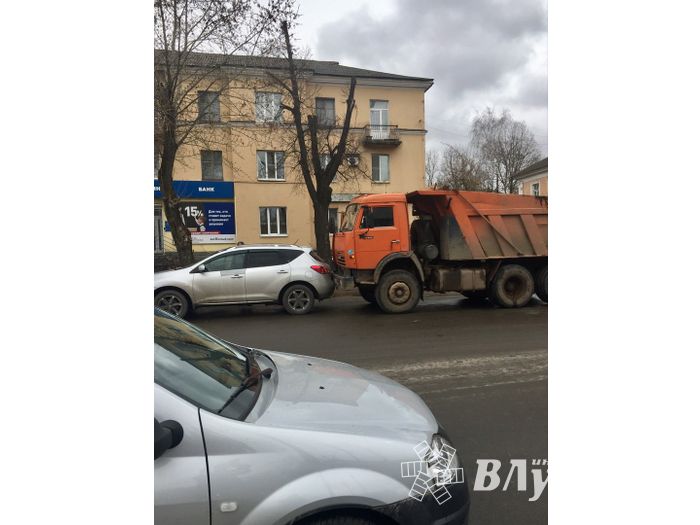 Фотофакт: ДТП в Великих Луках 