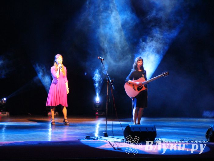 В Великих Луках состоялся финальный концерт медиа проекта «Новые Голоса на Новом Радио» (ФОТО)