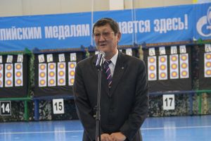 В Великих Луках состоялось открытие Чемпионата России по стрельбе из блочного и классического лука (фото)