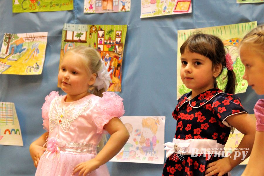 Старейший детский сад Великих Лук отпраздновал юбилей (ФОТО)