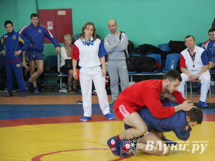 В Великих Луках - время жарких схваток (16+) (ФОТО)