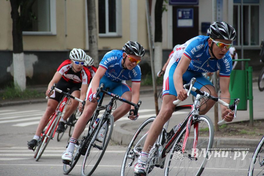 Гонка-критериум по велосипедному спорту