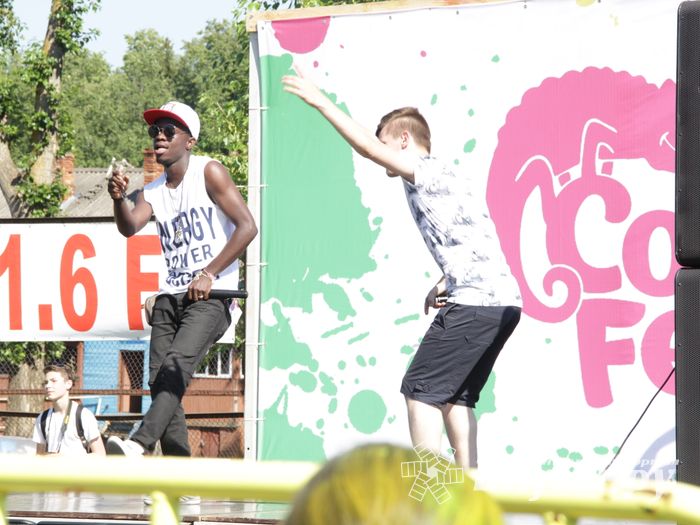 Яркие эмоции «ColorFest» в Великих Луках (ФОТО)