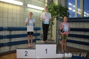 В Великих Луках прошло Первенство по плаванию (фото)