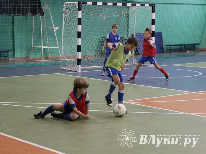 Новогодний футбол