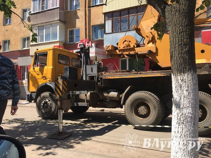 На Октябрьском проспекте «ограничили» пешеходов (ФОТО)