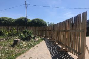 Очередной этап реконструкции парка в Великих Луках (ФОТО)