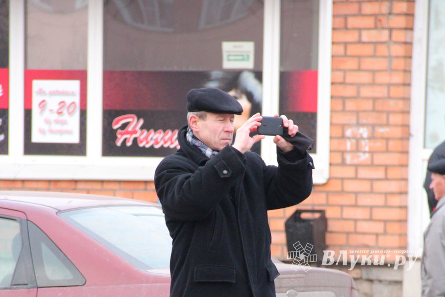 Теперь у всех великолучан есть фото или видео с «Тяжмаш» (ФОТО)