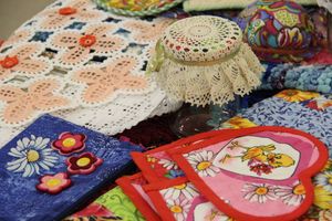 В Великих Луках открылась 8-ая Великолукская универсальная выставка (ФОТО)