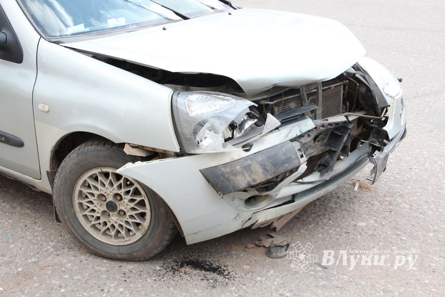 ДТП в Великих Луках (ФОТО)