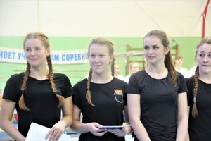 В Великих Луках прошло Первенство города по командной гимнастике (ФОТО)