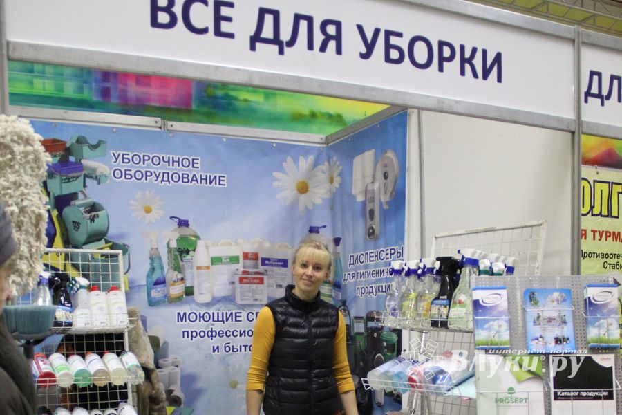 Универсальная выставка малого и среднего бизнеса открылась в Великих Луках (фото)