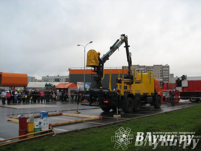 Международный конкурс профессионального мастерства «Лучший оператор гидроманипулятора – 2014»