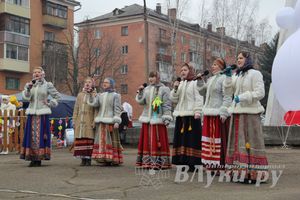 Гуляния широкой великолукской Масленицы