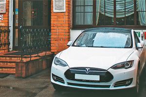 Как новый бизнес поселился в старом здании или История успеха великолучанина (ФОТО)