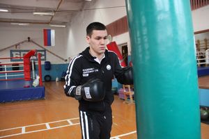 Мухаммад Шехов готовится к следующему бою (ФОТО)