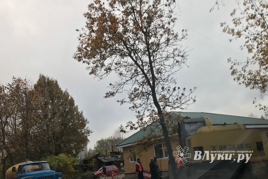 Перекрёсток улиц Дружбы и Глинки частично закрыт (ФОТО)