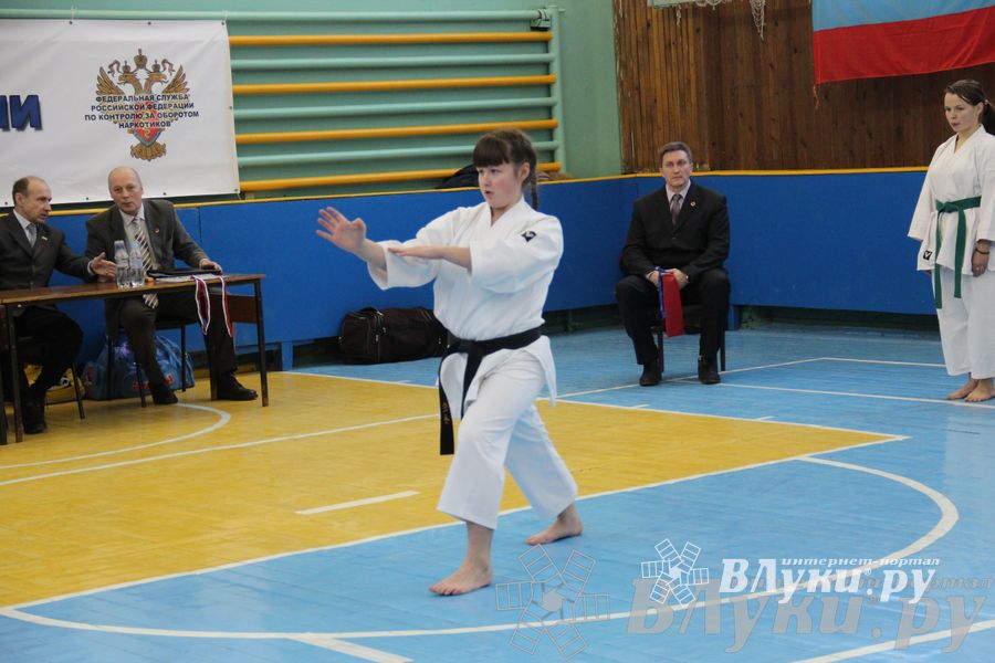 В Великих Луках прошел Открытый чемпионат Псковской области по каратэ