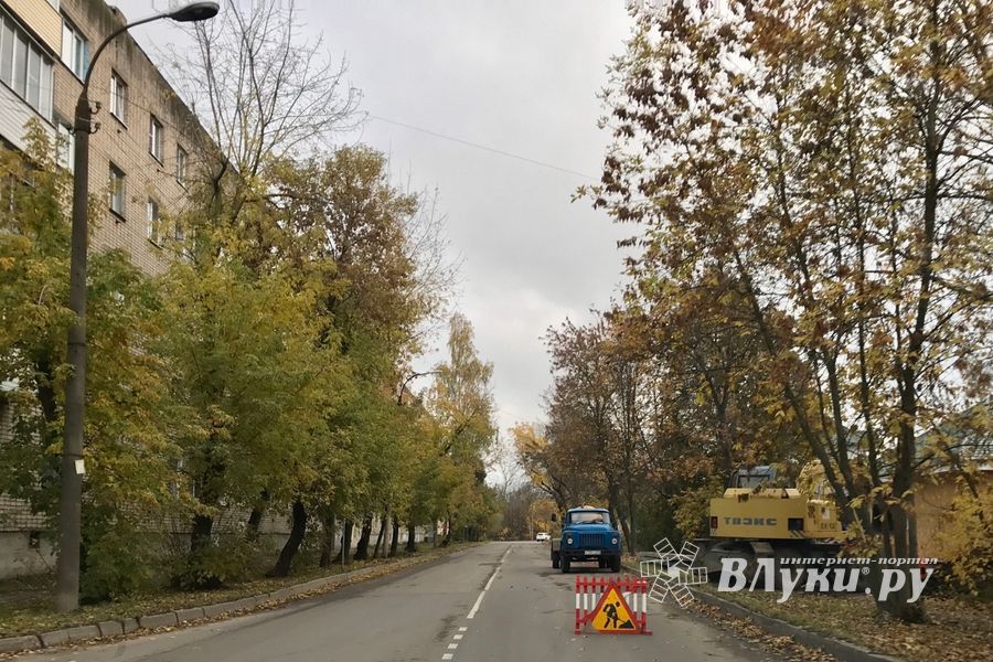 Перекрёсток улиц Дружбы и Глинки частично закрыт (ФОТО)