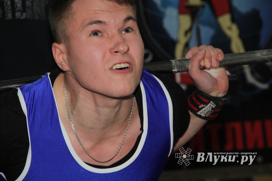 Самые сильные великолучане встретились в «Арене» (ФОТО)