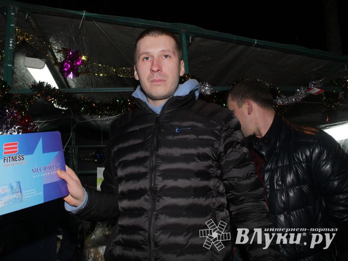 Великие Луки к встрече Нового года готовы (ФОТО)