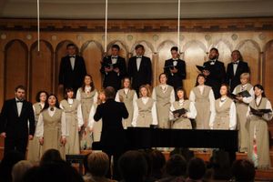 Артисты центра эстетического воспитания праздничным концертом поздравили людей мудрого возраста с праздником (фото)